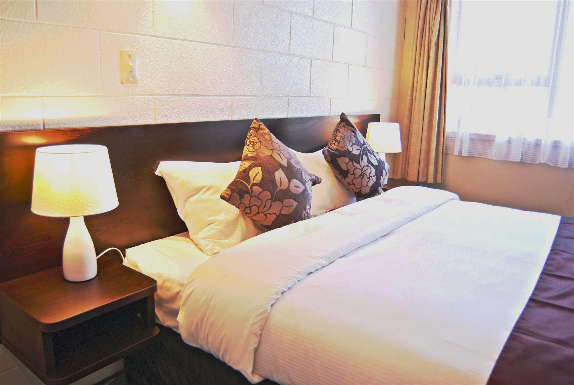 Barcelona Motel Lago Lago Taupo Esterno foto