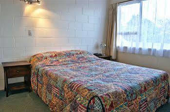 Barcelona Motel Lago Lago Taupo Esterno foto